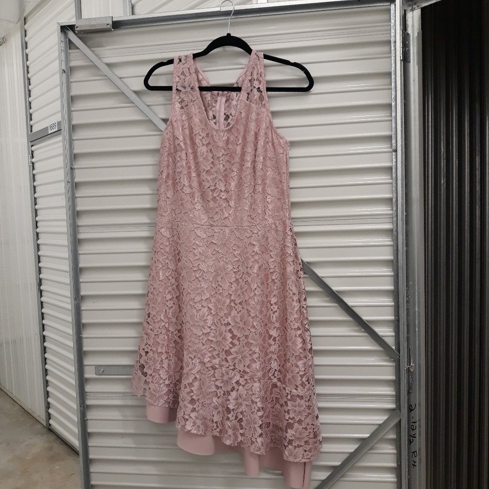 Mauve color lace dress
